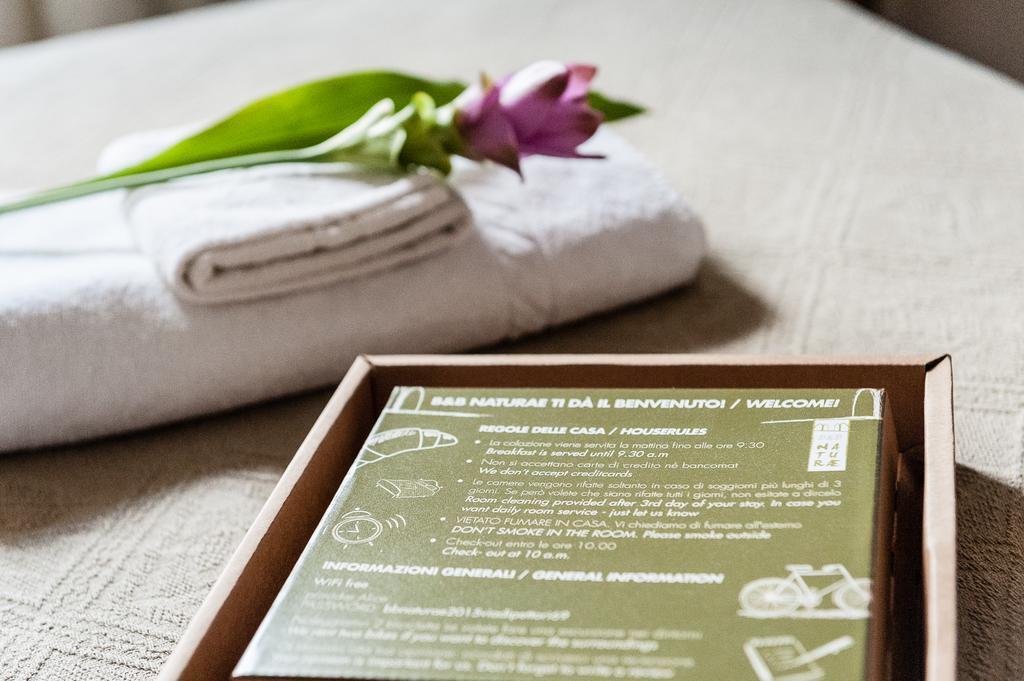 B&B Naturae Cascina Bagian luar foto